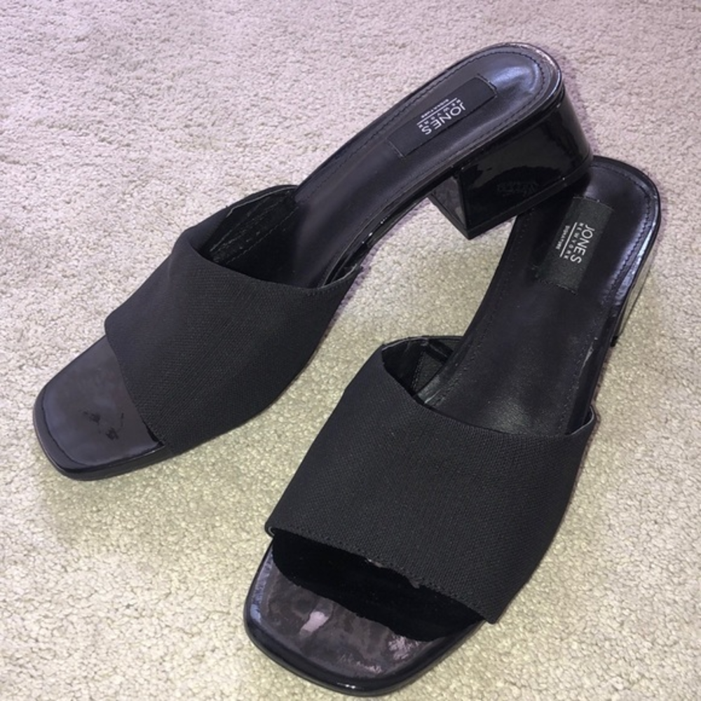 Jones New York Signature Unma Patent Block Heel Slide On Sandals Black 9.5 NWOT